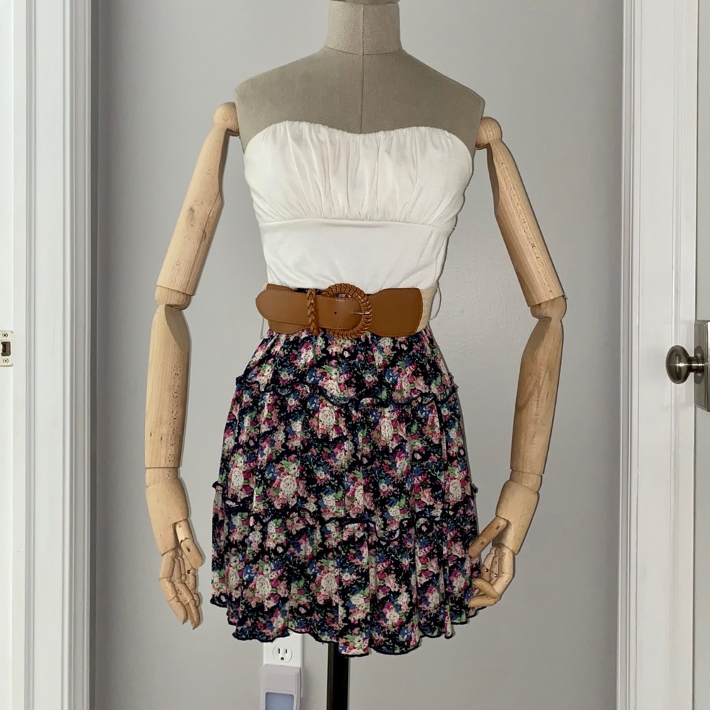 I.N. San Francisco Floral Strapless Dress